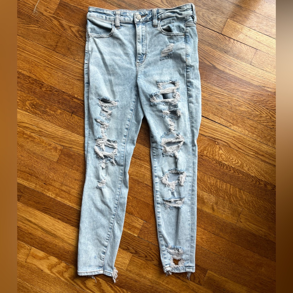 American Eagle | Light Blue Distressed Super-Hi Rise Jeggings
